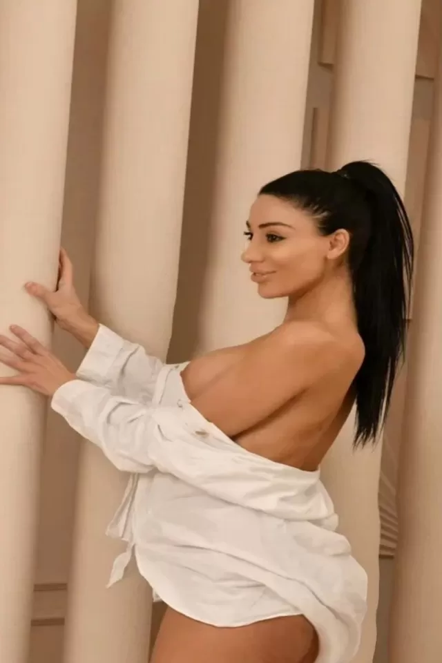 205 Dubai Escort photo 3