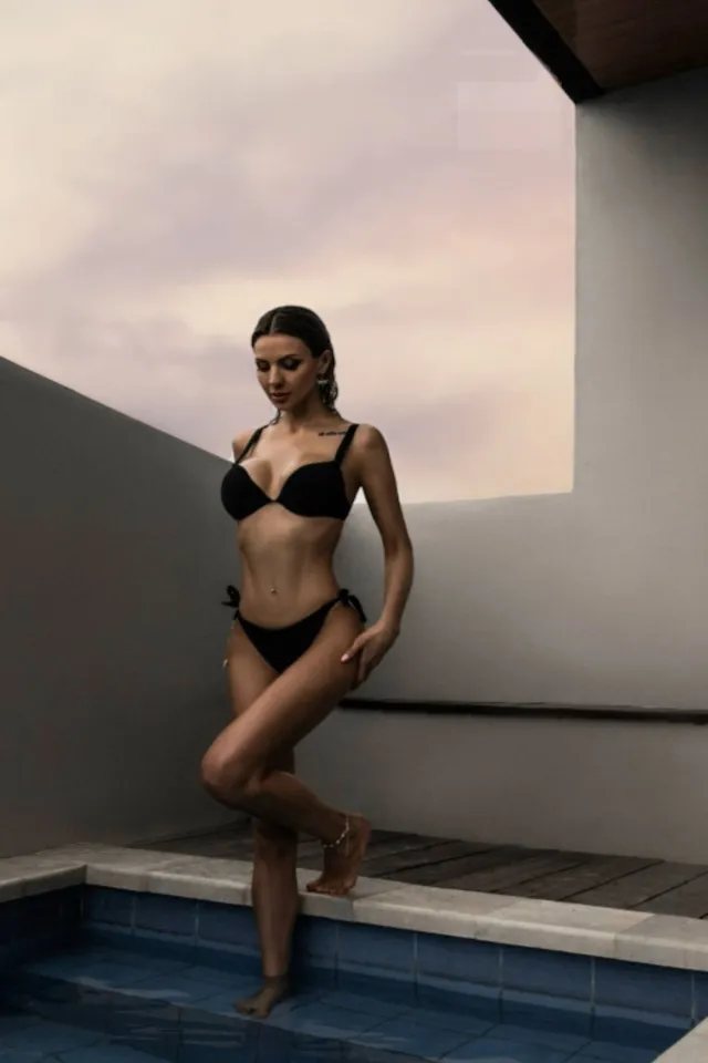 576 Dubai Escort photo 6