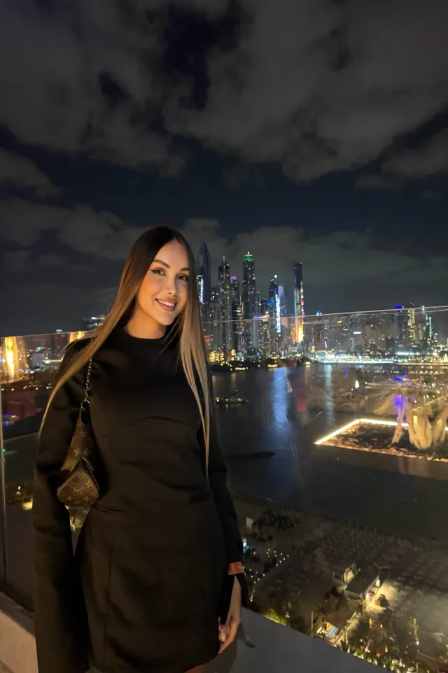 525 Dubai Escort Runway Model — Dubai Escort