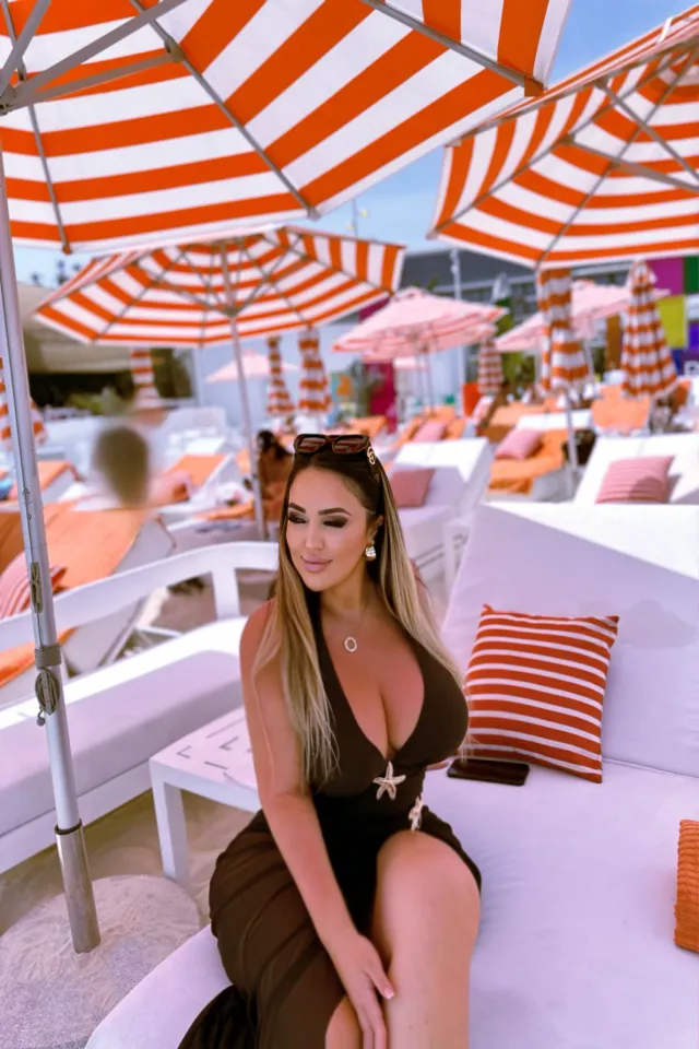 187 Dubai Escort photo 6