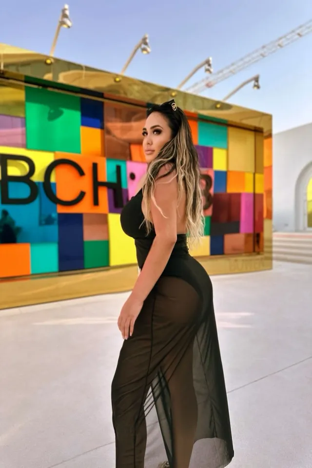 187 Dubai Escort photo 3