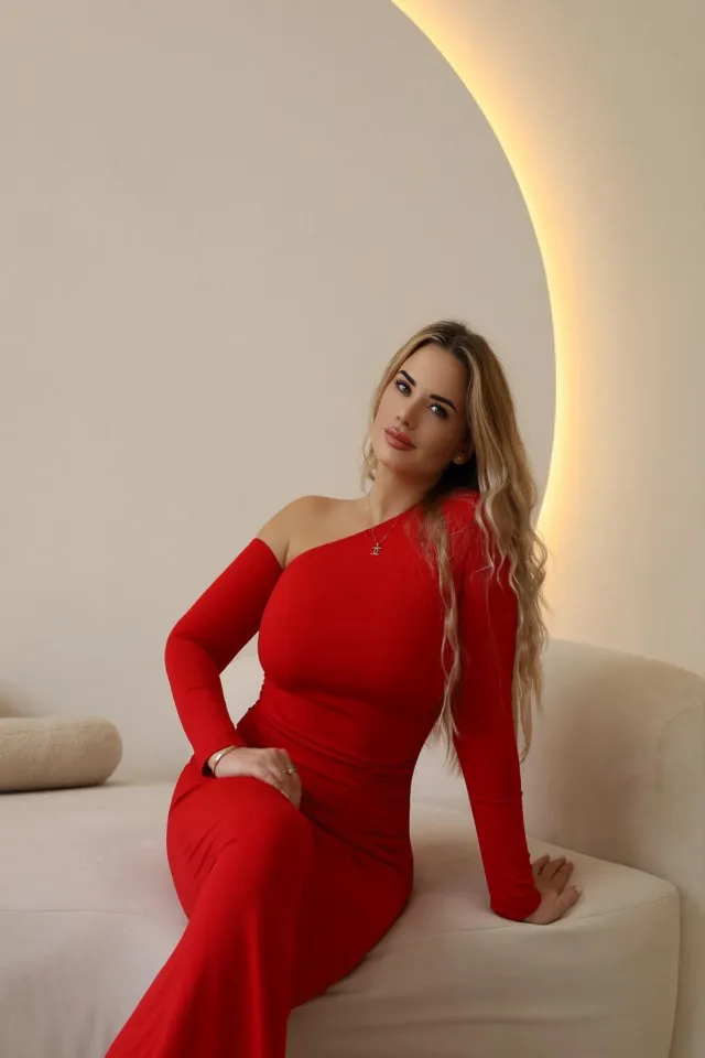 595 Dubai Escort photo 3