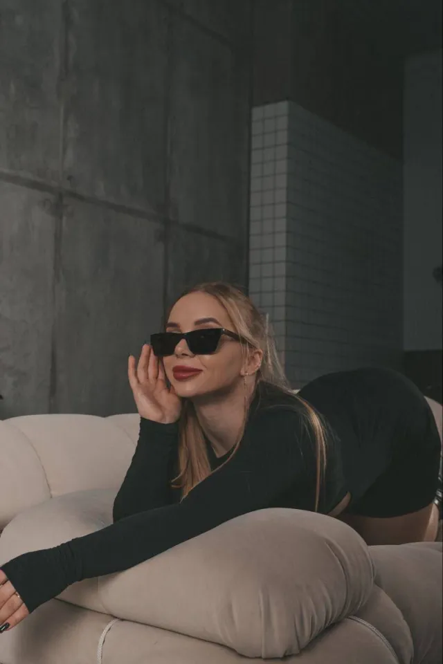 607 Dubai Escort photo 2